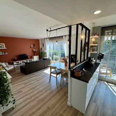 Location Appartement 3 pièces 62m² NICE 06100 - Photo 1