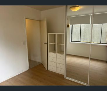 3/129 Hyde Street, Yarraville, Vic 3013 - Photo 3