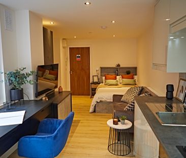 Apt 20, 113 The Headrow - Photo 1