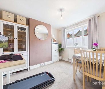 Oxford Street, Caversham, Reading, Berkshire, RG4 - Photo 1