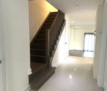 For Lease - 58 Rakewood Crescent, Toronto, Ontario - Photo 1