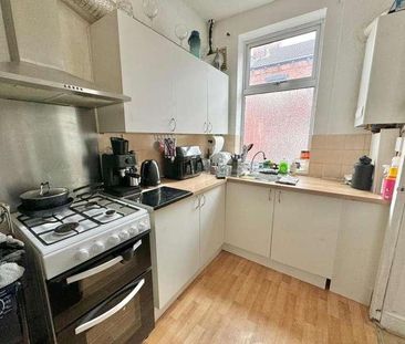 Woodview Terrace, Leeds, LS11 - Photo 4