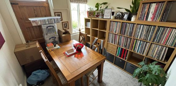 3 bedroom semi-detached house to rent - Photo 2