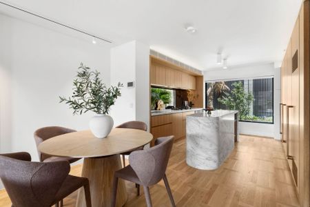 BOUTIQUE APARTMENT WITH DESIGNER FINISHES IN THE ROCKS | Furnished - Photo 4