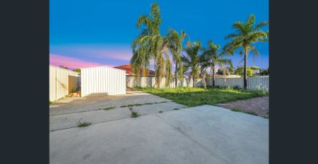 Family Living in Prime Huntingdale Location - $800 per week - Photo 2