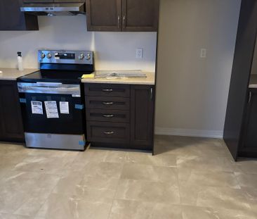 For Lease - 660 Colborne Street Unit# 156, Brantford, Ontario - Photo 6