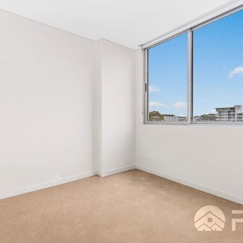 Modern 1 Bedroom Plus Study Apartment for lease - Photo 1