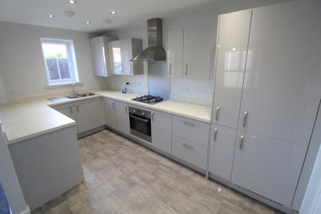 2 bedroom apartment to rent - Photo 5