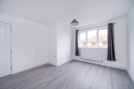 3 bedroom maisonette to rent - Photo 5