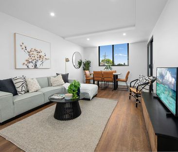 SUNLIT ONE-BEDROOM APARTMENT WITH SECURE PARKING - Photo 3
