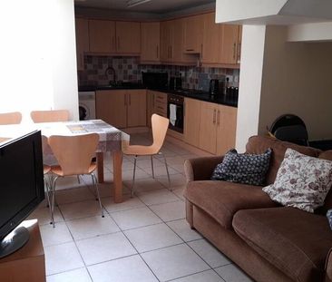 27 Carmel Street, Belfast, BT7 1QE - Photo 1