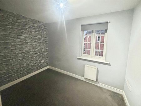 3 bedroom detached house to rent - Photo 4