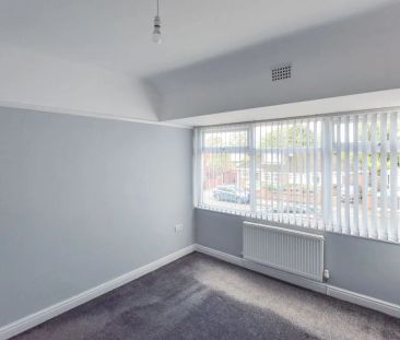 Hale Road, Widnes, WA8 8ta - Photo 5