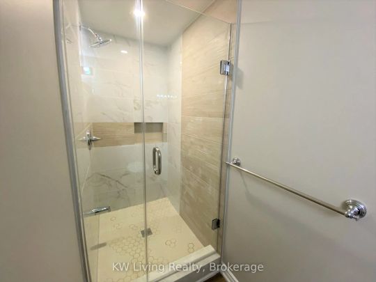 20 Kimberdale Crescent #Basement - Photo 1