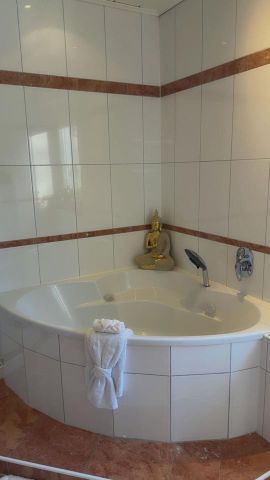 Sehr schöne ruhige Wohnung in Gelsenkirchen Hessler - Photo 2