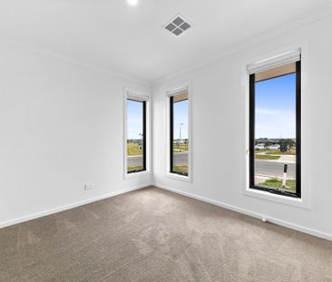 2 Aspen St, Winter Valley VIC 3358 - House For Rent | Domain - Photo 3