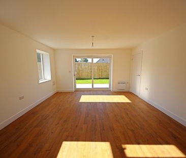 3 bedroom bungalow to rent - Photo 3