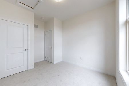 For Lease - 69 Millman Lane, Richmond Hill, Ontario - Photo 2