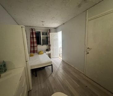 5 bedroom house share to rent - Photo 2