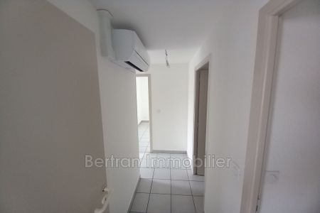 Location Appartement 3 pièces 65m² RIVESALTES 66600 - Photo 3