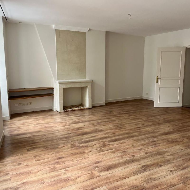 Location Appartement 3 pièces 72m² NIORT 79000 - Photo 1