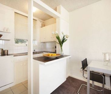 23/9-11 Barnsbury Road, South Yarra - Photo 2