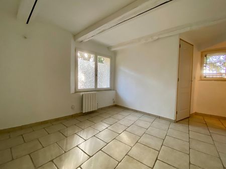 « DOMAZAN - MAISON 83.44M² » - Photo 2