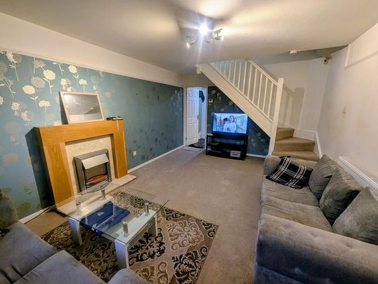 2 bedroom semi-detached house to rent - Photo 1