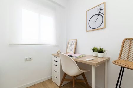 Carrer de Ramon Marquet, Valencia, Valencian Community 46022 - Photo 5