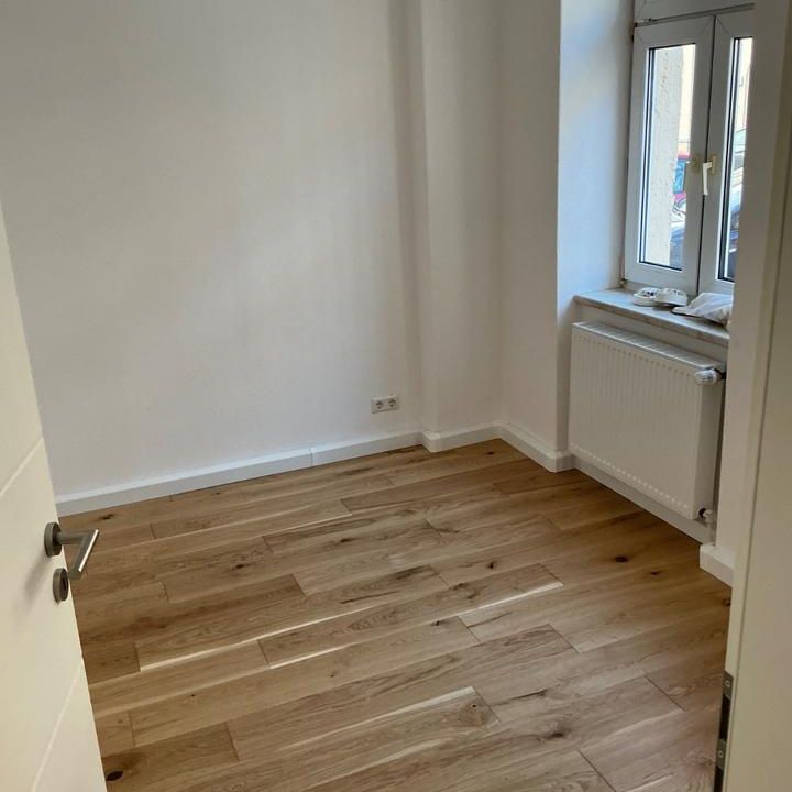 Vermietung 4-Raum Wohnung Erstbezug - Photo 1