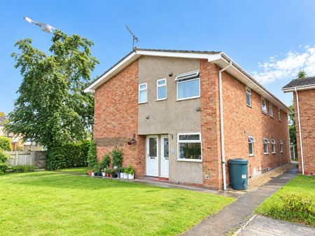 Reedsfield Road, Ashford, Surrey,TW15 - Photo 5