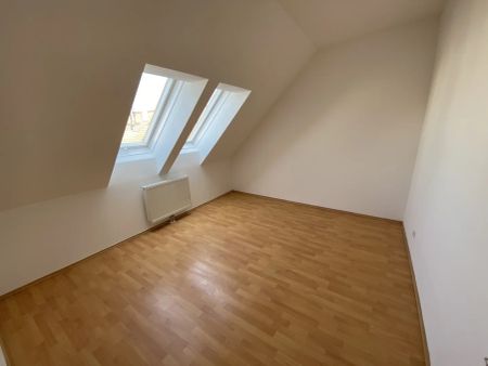 Helle 2-Zimmer-Dachgeschosswohnung – Sofort beziehbar! JETZT ANFRAGEN! - Foto 2