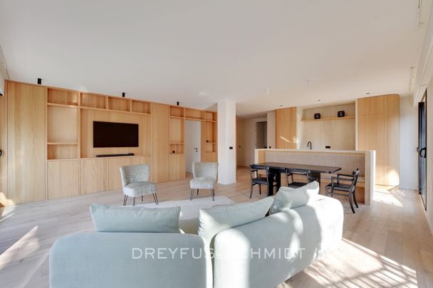 Tout savoir sur cet appartement dans le quartier Parc Monceau, à Paris 8ème - Photo 1