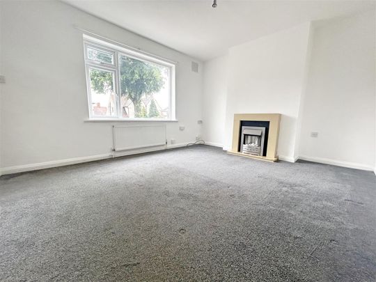 2 bedroom Semi-detached house to rent - Photo 1