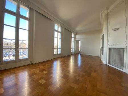 « AVIGNON IM - APPARTEMENT T5 142.01M² AVEC TERRASSE » - Photo 2