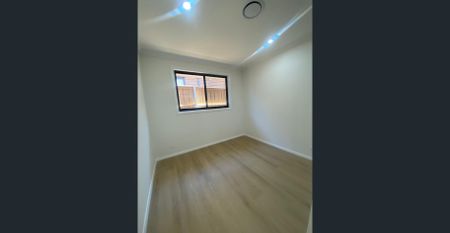 Beautiful Brand-New Family Home for Rent in Growing Suburb – Bradbury - Photo 5