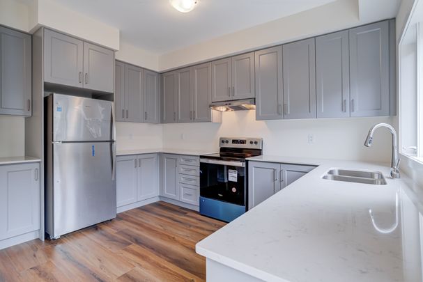 For Lease - 1695 Dersan Street Unit# 504, Pickering, Ontario - Photo 1