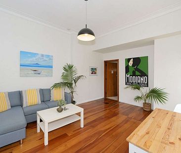 Recent refurbished 1 bedroom unit - Photo 1