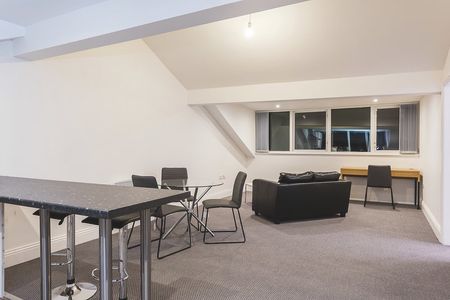 Flat 10, 16 Blenheim Terrace, LS2 9HN, Leeds - Photo 2