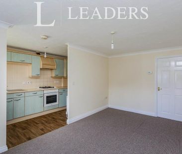2 bedroom flat to rent - Photo 6