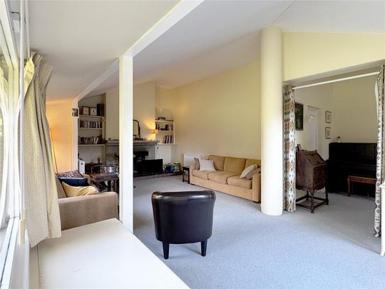 3 bedroom semi-detached house to rent - Photo 1