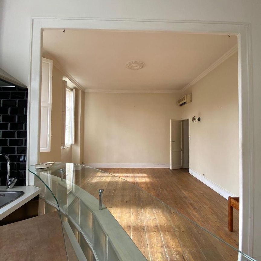 Location Appartement 2 pièces 43m² BORDEAUX 33000 - Photo 1