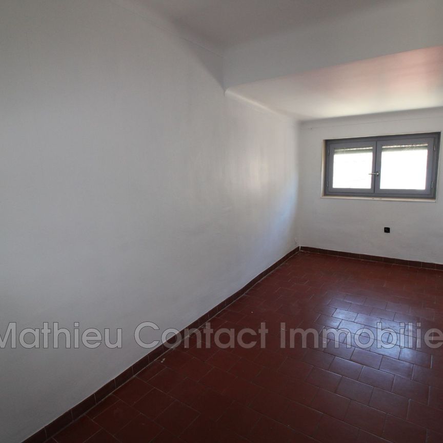 Ecusson, Location appartement 5 pièces 100 m² - Photo 1