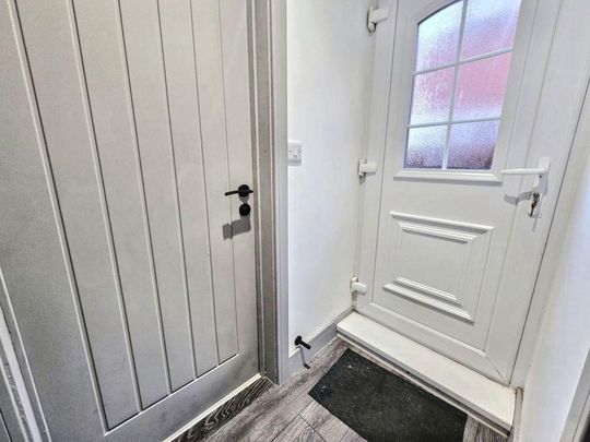 1 bed lower flat to rent in NE22 - Photo 1