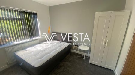 7 bedroom terraced house to rent - Photo 3