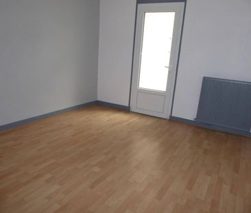 Location appartement 4 pièces 74 m² à Vals-les-Bains (07600) 4 - Photo 1