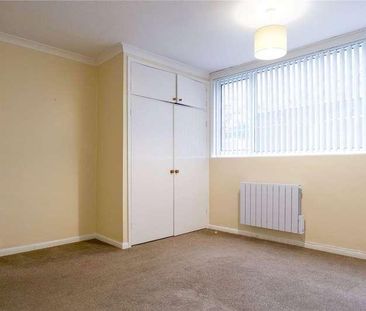 Bath Road, Reading, Berkshire, RG1 - Photo 4