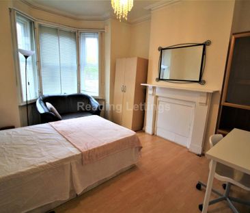 6 bedroom terraced house to rent - Photo 5