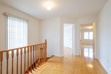 Property For Lease | W8435814 - Photo 3