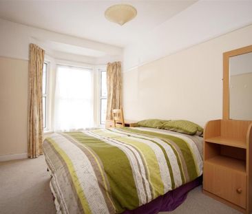 4 bedroom house to rent - Photo 2